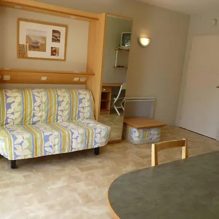 Apartment Appt - Lr010-111 La Rochelle (Charente-Maritime)